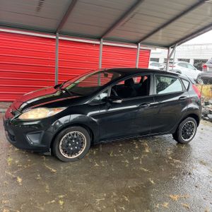 FORD FIESTA SE - 3