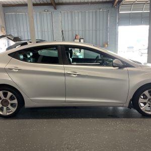 2013 Hyundai ELANTRA LIMITED 缩略图 11