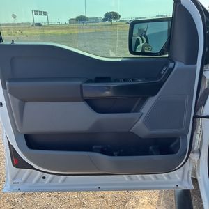 صورة مصغرة 94 لـ 2021 FORD F-150 XL