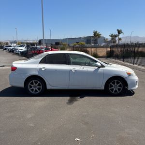 صورة 10 لـ 2012 Toyota COROLLA LE