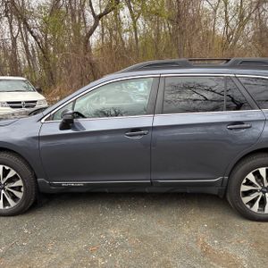 SUBARU OUTBACK 3.6R LIMITED - 4