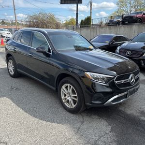 MERCEDES-BENZ GLC - 10