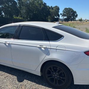 FORD FUSION SE - 6
