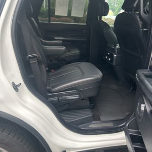 2023 FORD EXPEDITION PLATINUM — миниатюра 35