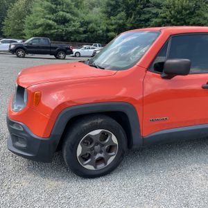 صورة 2 لـ 2015 JEEP RENEGADE SPORT