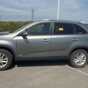 KIA SORENTO LX - 4