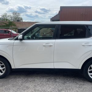 KIA SOUL LX - 4