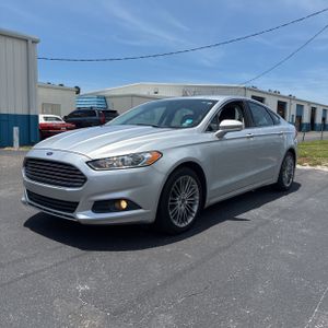 FORD FUSION SE - 1