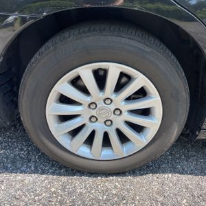 2013 Chrysler 300 MOTOWN — миниатюра 19