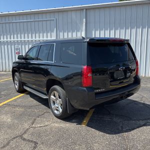 2017 Chevrolet TAHOE LT — фото 5