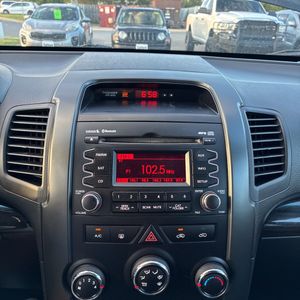 صورة مصغرة 49 لـ 2011 KIA SORENTO LX