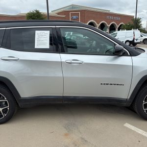 2024 JEEP COMPASS LIMITED — миниатюра 11