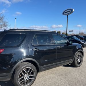 FORD EXPLORER SPORT - 9