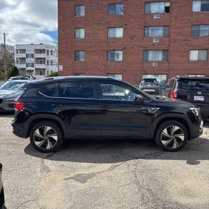 VOLKSWAGEN TAOS SE 4MOTION - 10