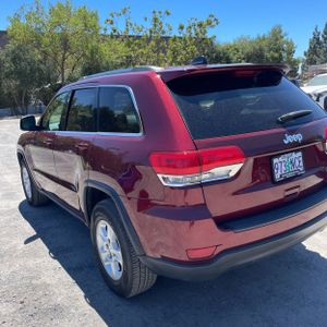 2016 JEEP GRAND CHEROKEE LAREDO — фото 5