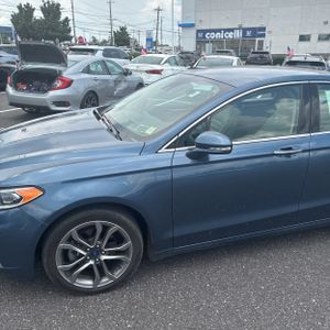 صورة 2 لـ 2019 FORD FUSION SEL