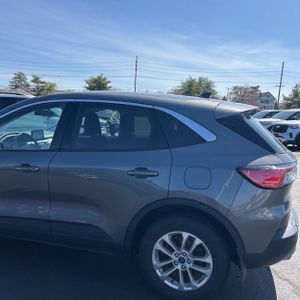 FORD ESCAPE HYBRID SE - 6