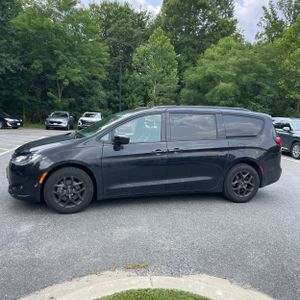 صورة 3 لـ 2018 Chrysler PACIFICA TOURING L