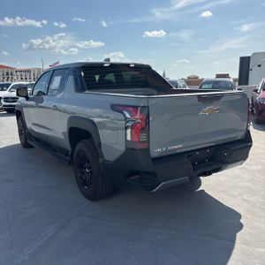 2026 Chevrolet SILVERADO EV LT 照片 5