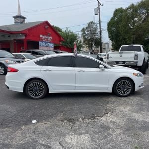 صورة 10 لـ 2017 FORD FUSION SE