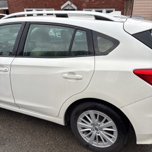 SUBARU IMPREZA PREMIUM - 6