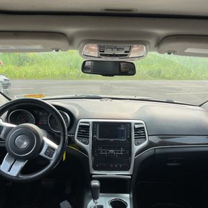 صورة مصغرة 35 لـ 2011 JEEP GRAND CHEROKEE LAREDO