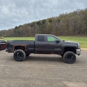 CHEVROLET SILVERADO 1500 - 10