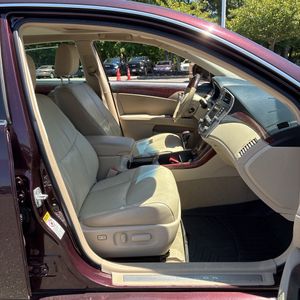 2011 Toyota AVALON LIMITED — миниатюра 32