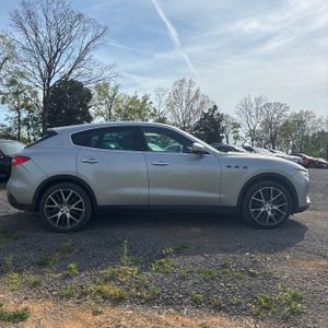 MASERATI LEVANTE BASE - 10