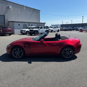 2016 Mazda MX-5 MIATA GRAND TOURING photo 3