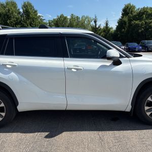 2021 Toyota HIGHLANDER XLE 缩略图 11