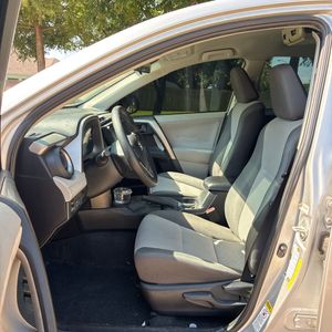 2013 Toyota RAV4 LE 照片 32