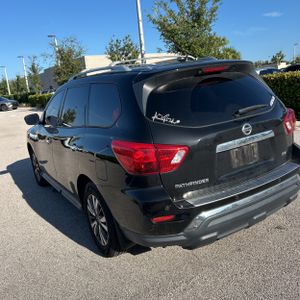 2017 Nissan PATHFINDER SV 照片 5
