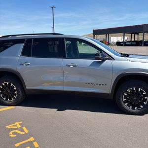 2025 Chevrolet TRAVERSE Z71 照片 11