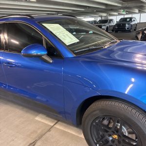 صورة مصغرة 13 لـ 2018 Porsche MACAN BASE