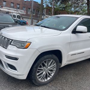 JEEP GRAND CHEROKEE SUMMIT - 2