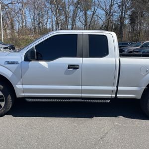 FORD F-150 XL - 4