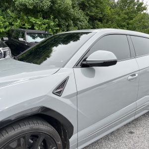 صورة 2 لـ 2020 Lamborghini URUS BASE