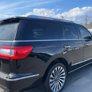 LINCOLN NAVIGATOR RESERVE - 9
