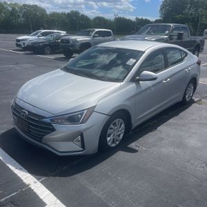 HYUNDAI ELANTRA - 1