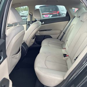 صورة مصغرة 33 لـ 2016 KIA OPTIMA LX