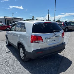 2011 KIA SORENTO LX — фото 5