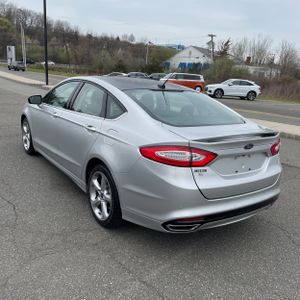 FORD FUSION SE - 5