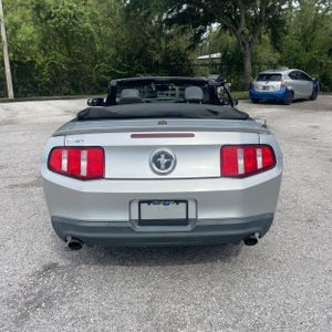 2011 FORD MUSTANG V6 PREMIUM 照片 7