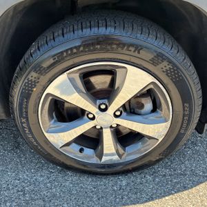 2019 JEEP CHEROKEE LIMITED — миниатюра 18