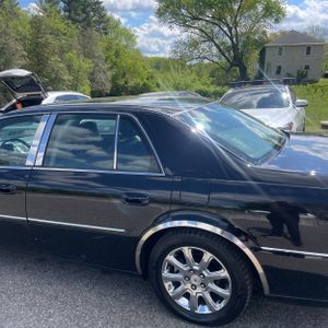 CADILLAC DTS BASE - 5
