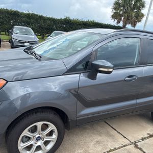 FORD ECOSPORT SE - 2