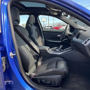 2026 BMW M3 COMPETITION XDRIVE — миниатюра 32