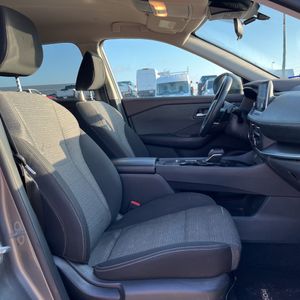 صورة مصغرة 33 لـ 2023 Nissan ROGUE SV