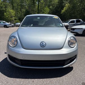 VOLKSWAGEN BEETLE 2.5L ENTRY PZEV - 10